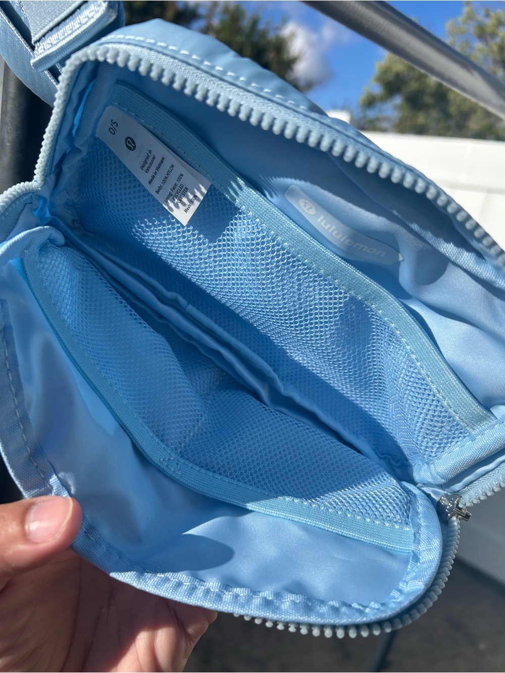 lululemon athletica Light Blue Pouch with Zip - Picture 2 of 2